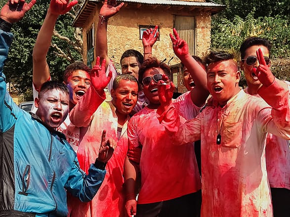 Holi2020